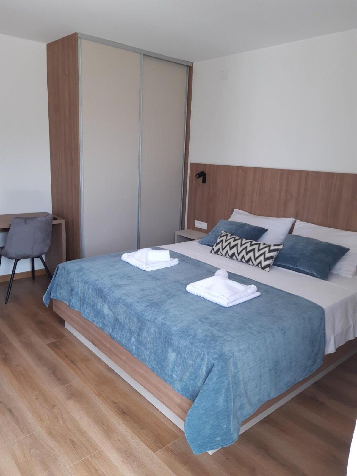 Apartments Cerovic Malinska Esterno foto